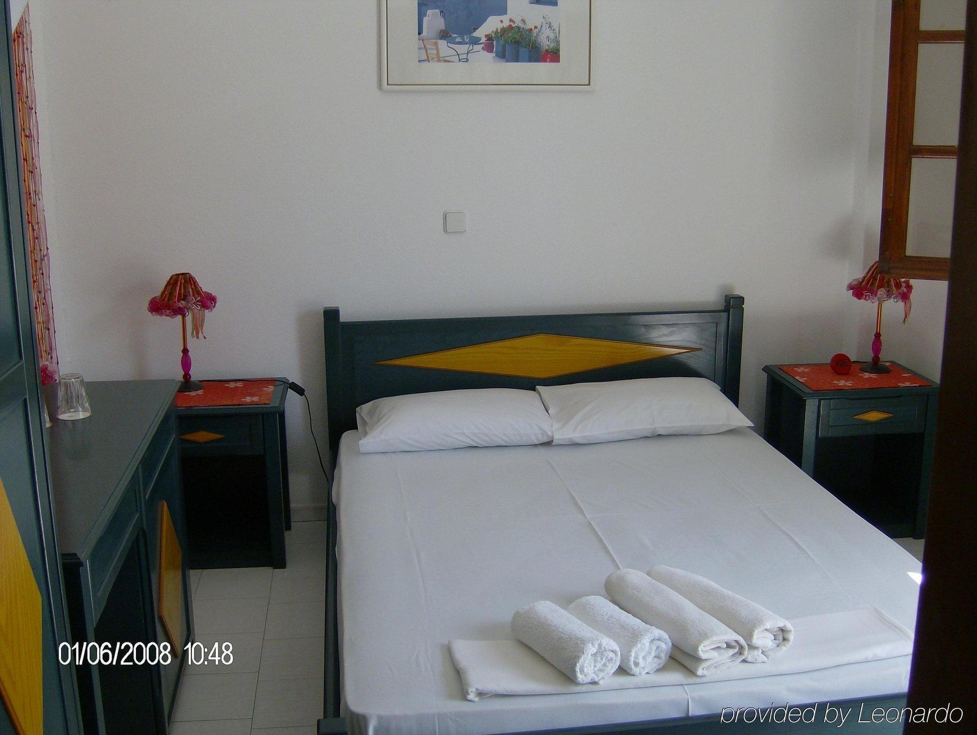 Albatross Hotel Livadi  Room photo